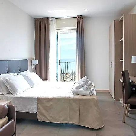 فندق Solemare 3*